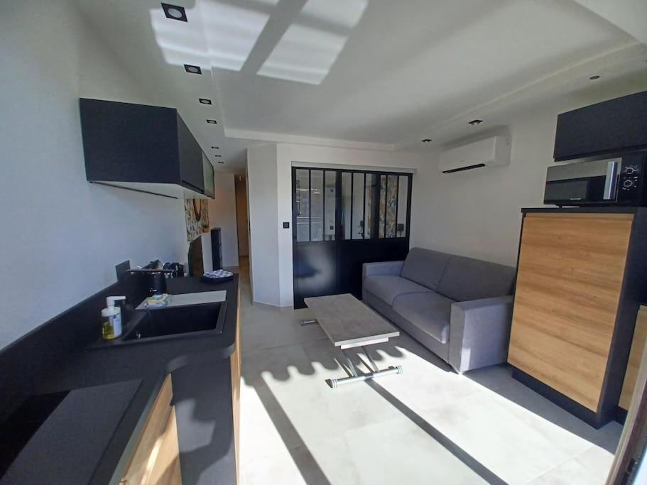 Cap'Nomad Studio Cote Mer - Balcon - Piscine - Parking แอกด์ ภายนอก รูปภาพ